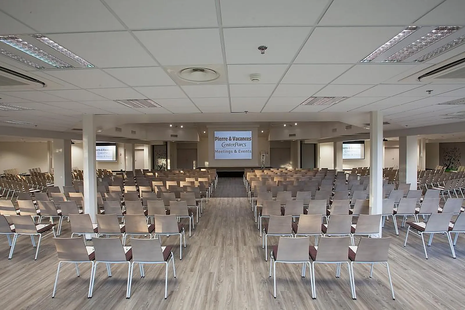 Lieux événementiels, CENTER PARCS LES BOIS FRANCS