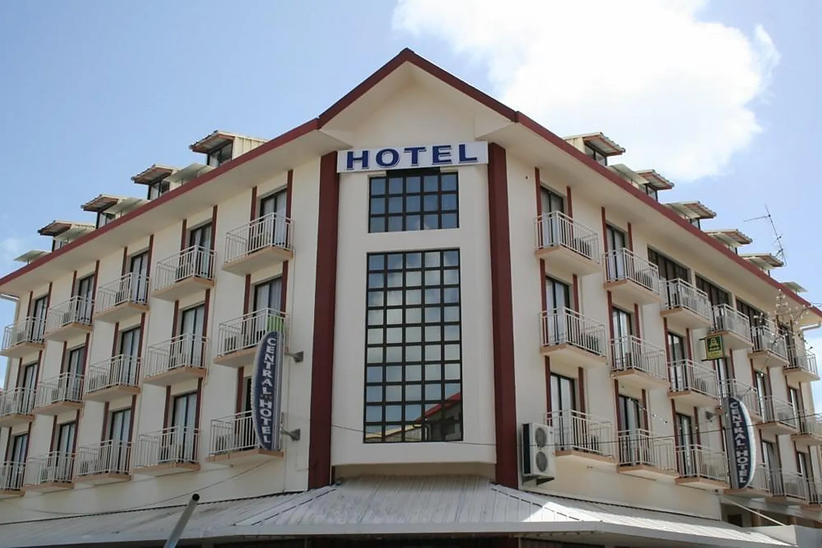 Lieux événementiels, CENTRAL HÔTEL CAYENNE