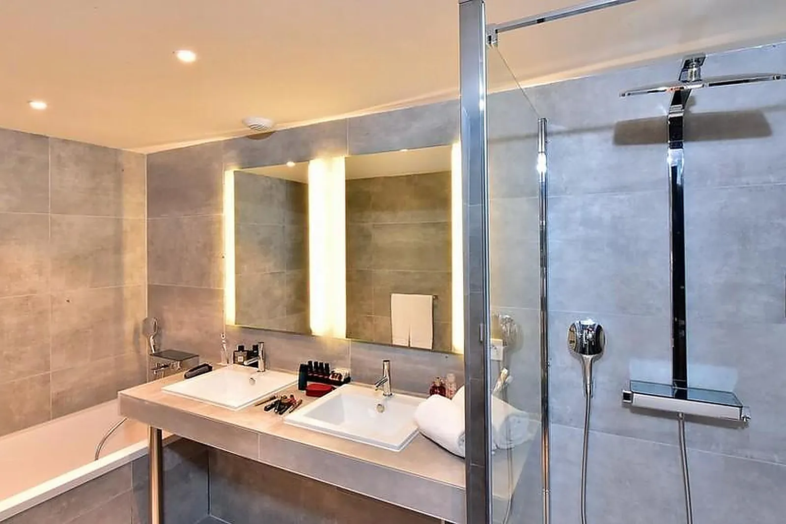 Lieux événementiels, CENTRAL PARK HÔTEL  SPA