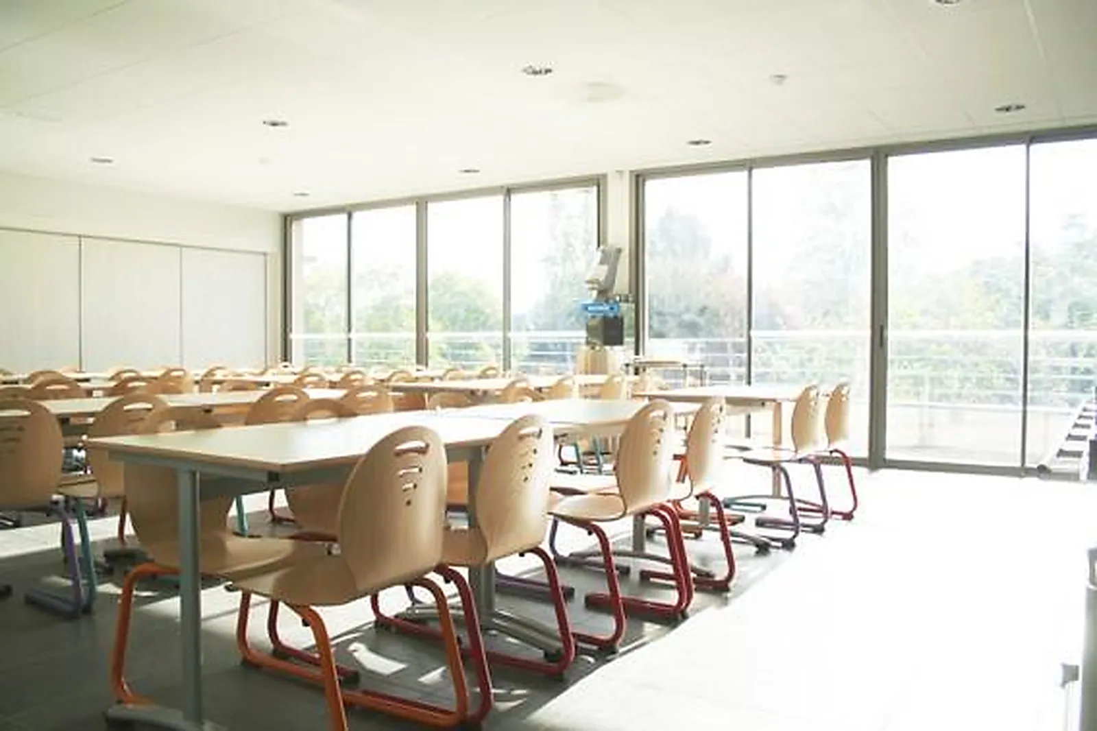 Lieux événementiels, CENTRE BOUËSSÉ - LA GARENNE