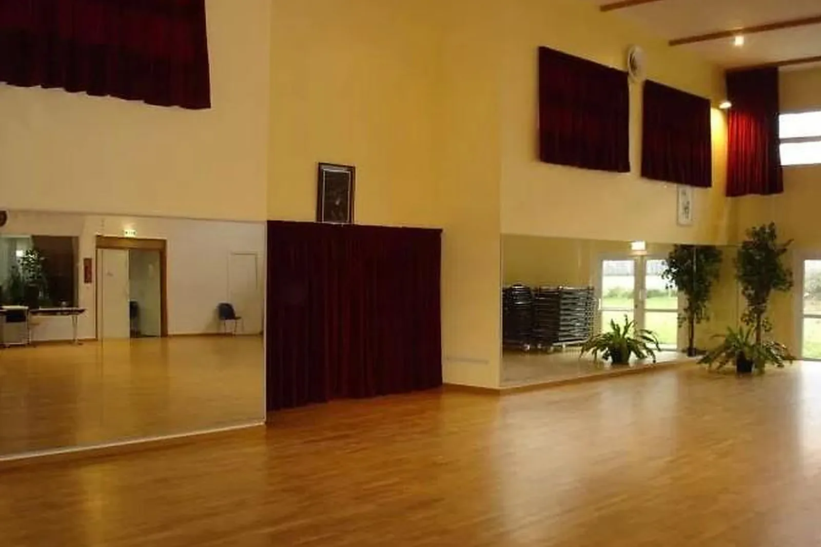 Lieux événementiels, CENTRE D