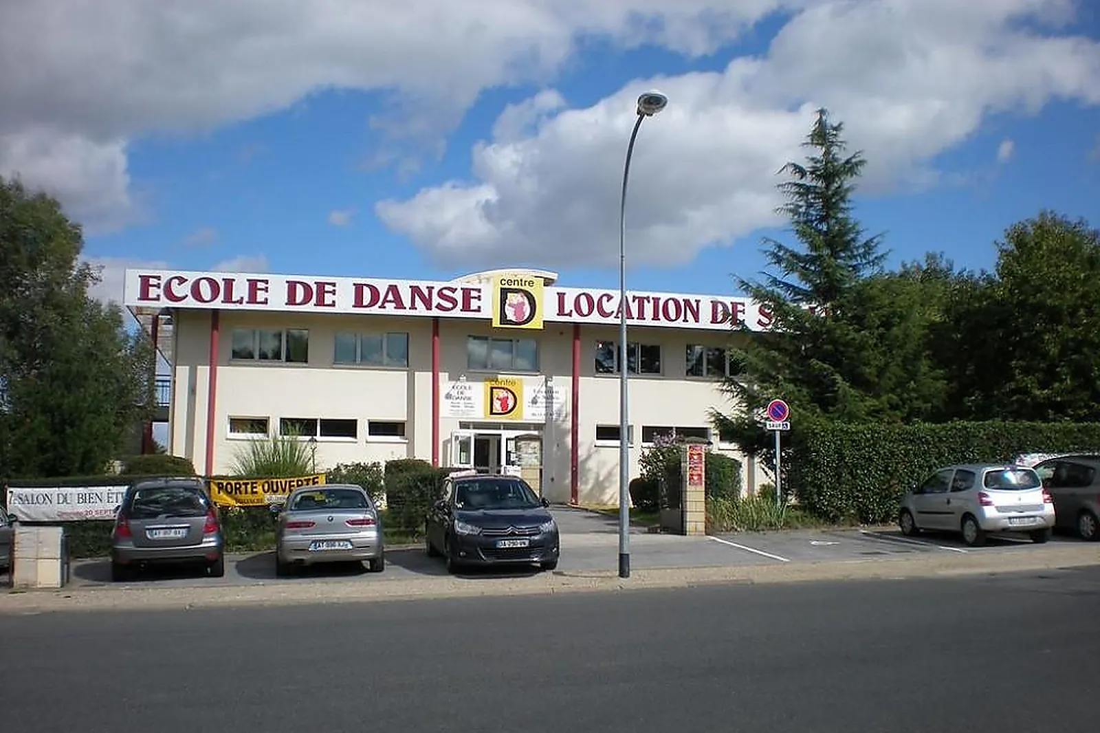 Lieux événementiels, CENTRE D