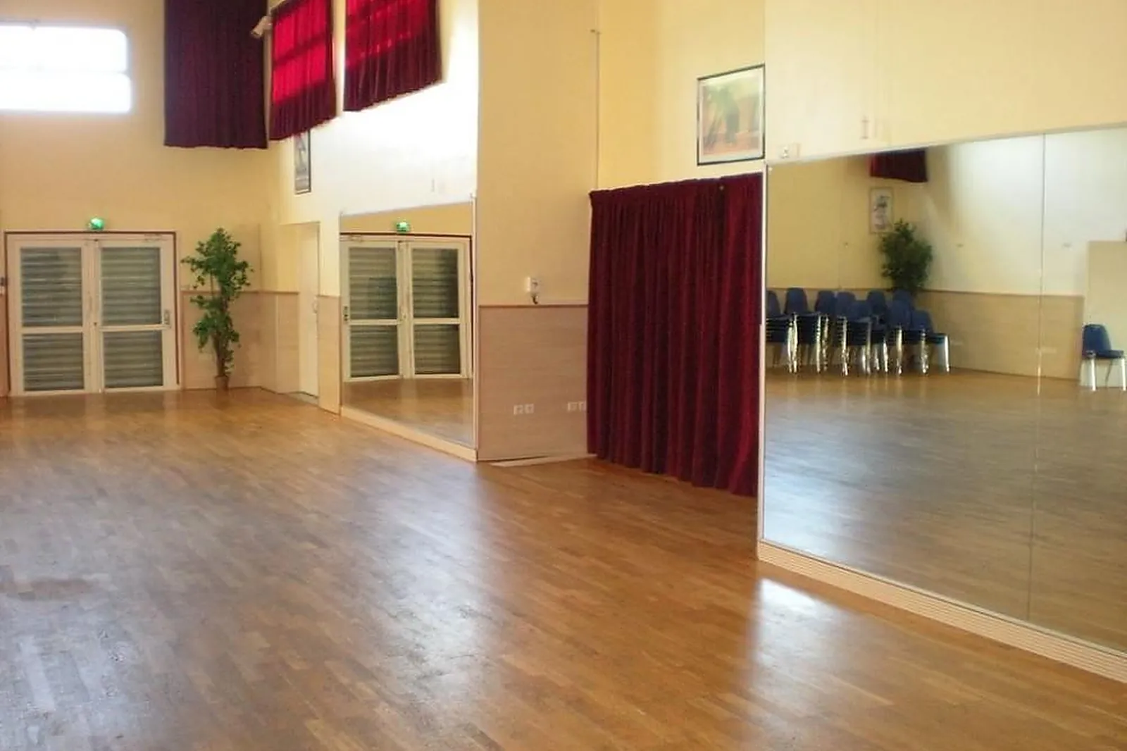 Lieux événementiels, CENTRE D