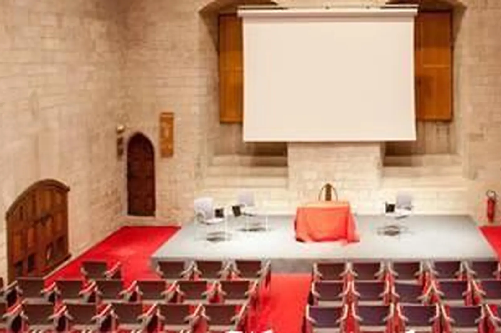 Lieux événementiels, CENTRE INTERNATIONAL  CONGRES DU PALAIS DES PAPES