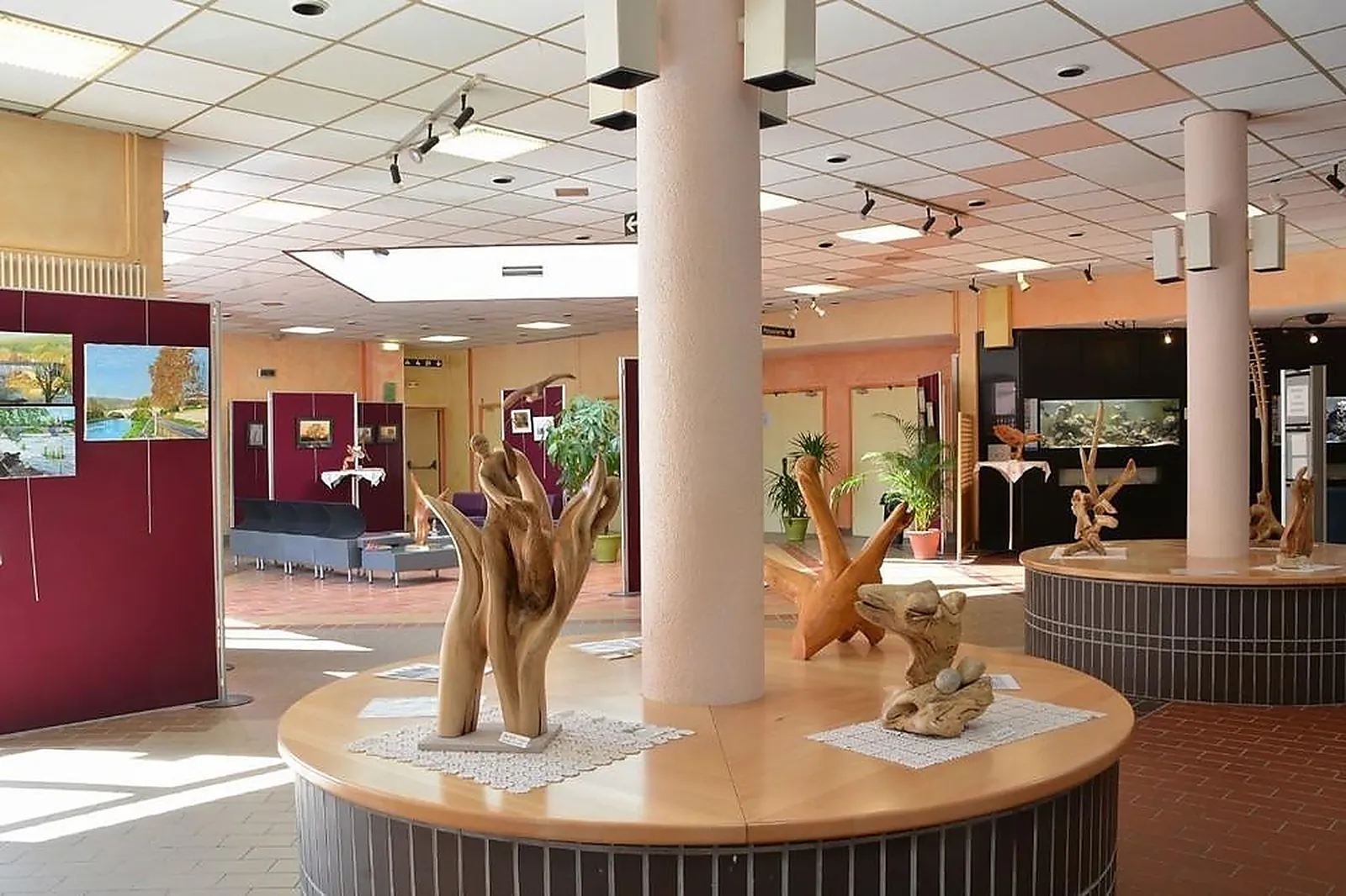 Lieux événementiels, CENTRE INTERNATIONAL DE RENCONTRES