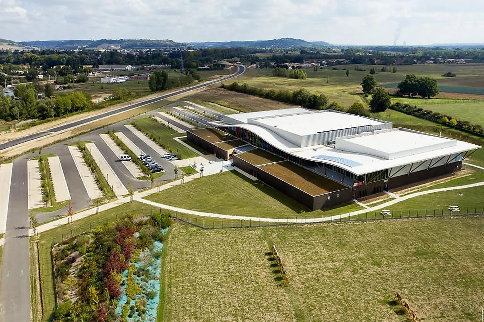 Lieux événementiels, CENTRE OMNISPORTS JACQUES CLOUCHÉ