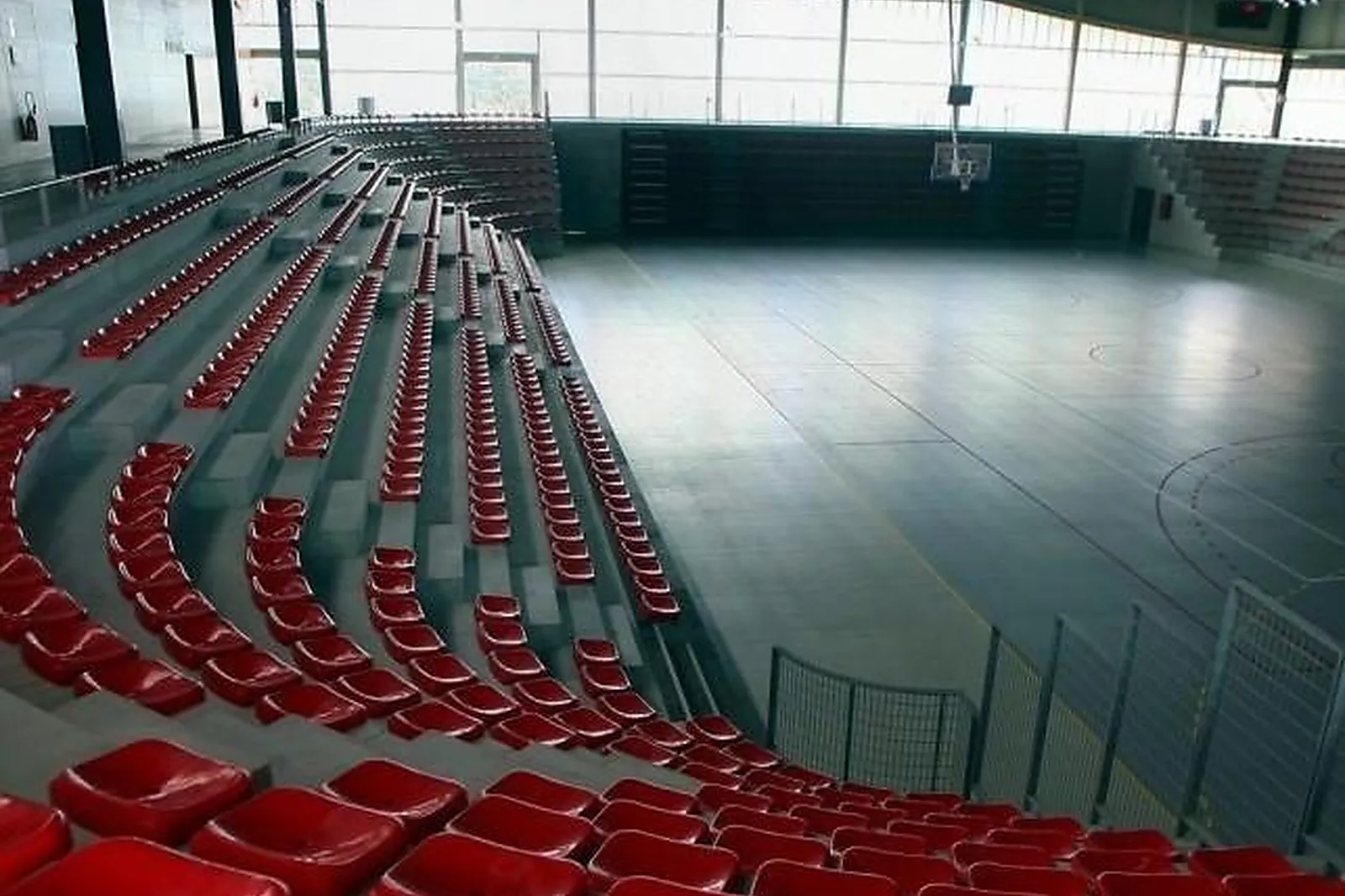 Lieux événementiels, CENTRE OMNISPORTS JACQUES CLOUCHÉ