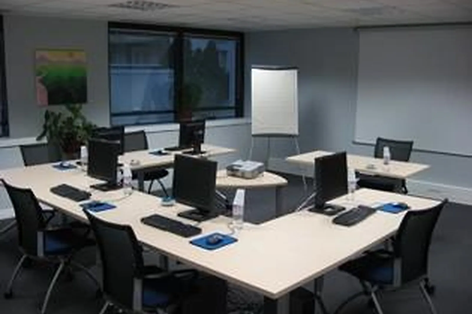 Lieux événementiels, CENTRE D'AFFAIRES EMERGENCE AGUESSEAU