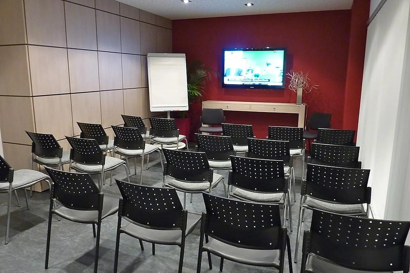 Lieux événementiels, CENTRE DL&RSQUO;AFFAIRES MÉTROPOLE