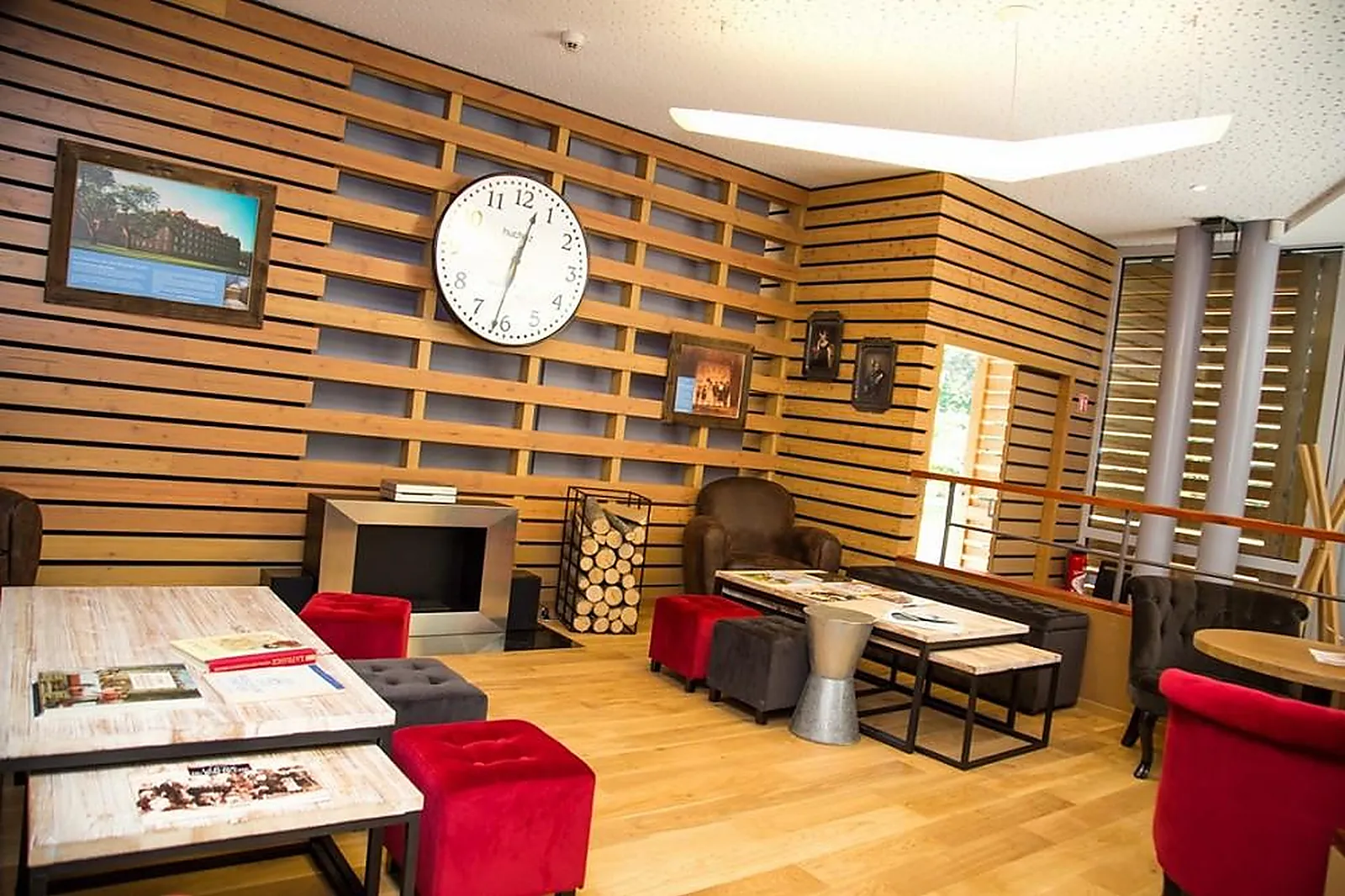 Lieux événementiels, CENTRE D'AFFAIRES SARCUS