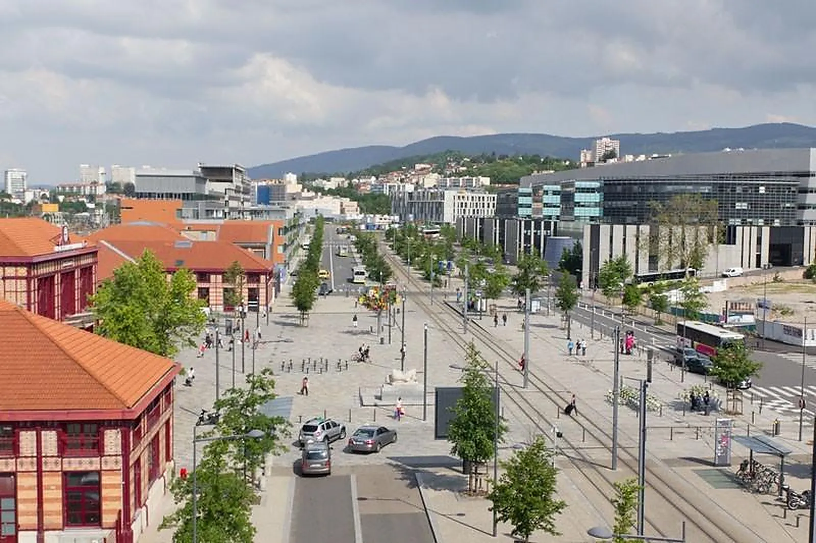 Lieux événementiels, CENTRE D'AFFAIRES STÉPHANOIS - CHÂTEAUCREUX TGV