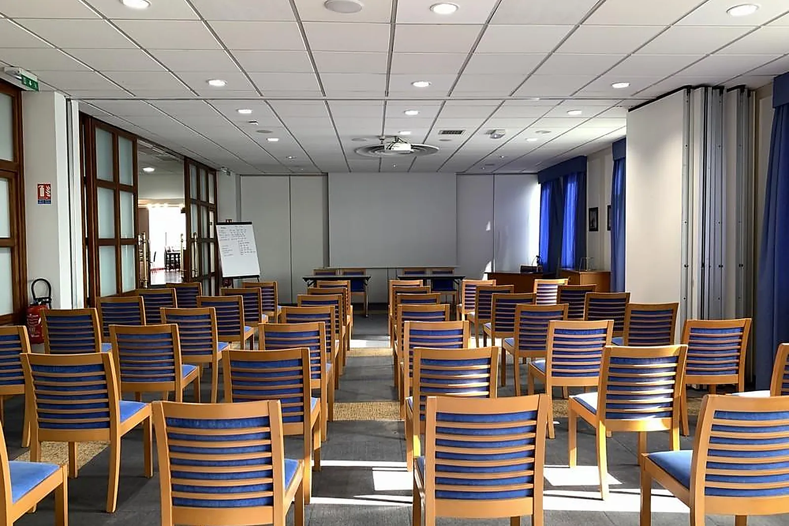 Lieux événementiels, CENTRE DL&RSQUO;AFFAIRES DE LL&RSQUO;AÉROPORT CLERMONT-FERRAND AUVERGNE