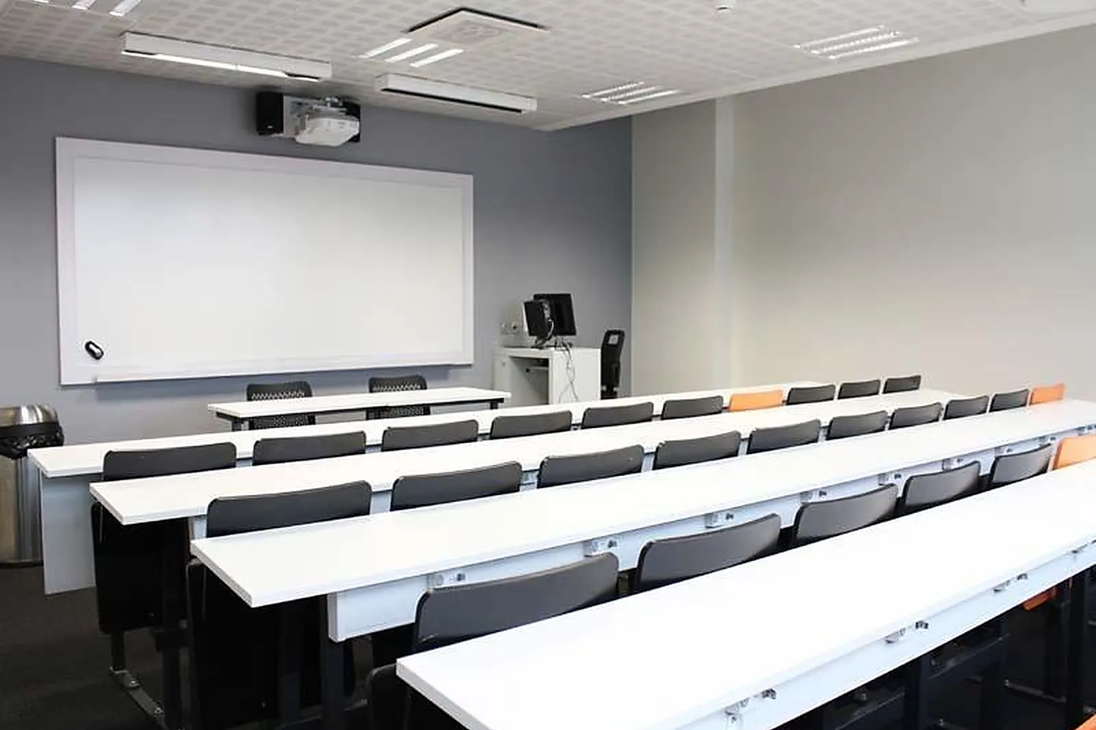 Lieux événementiels, CENTRE D’ETUDES EUROPÉEN RHÔNE-ALPES