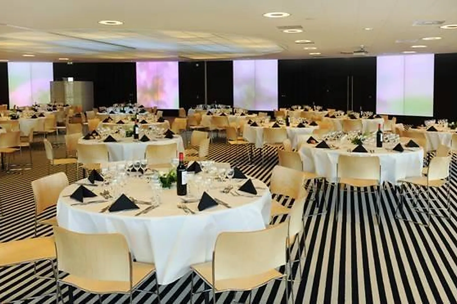 Lieux événementiels, CENTRE DE CONFÉRENCE DU CRÉDIT AGRICOLE