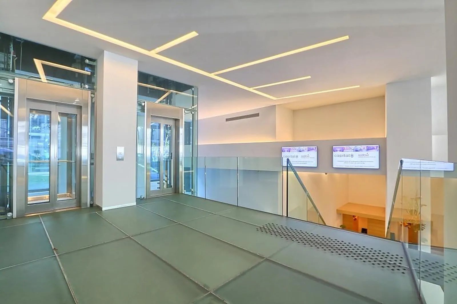 Lieux événementiels, CENTRE DE CONFÉRENCES CAPITAL 8