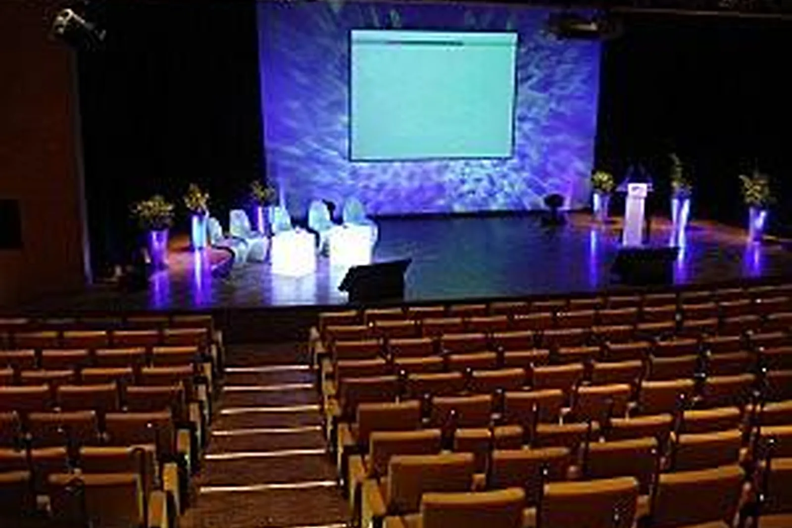 Lieux événementiels, CENTRE DE CONFERENCES D'ORLEANS