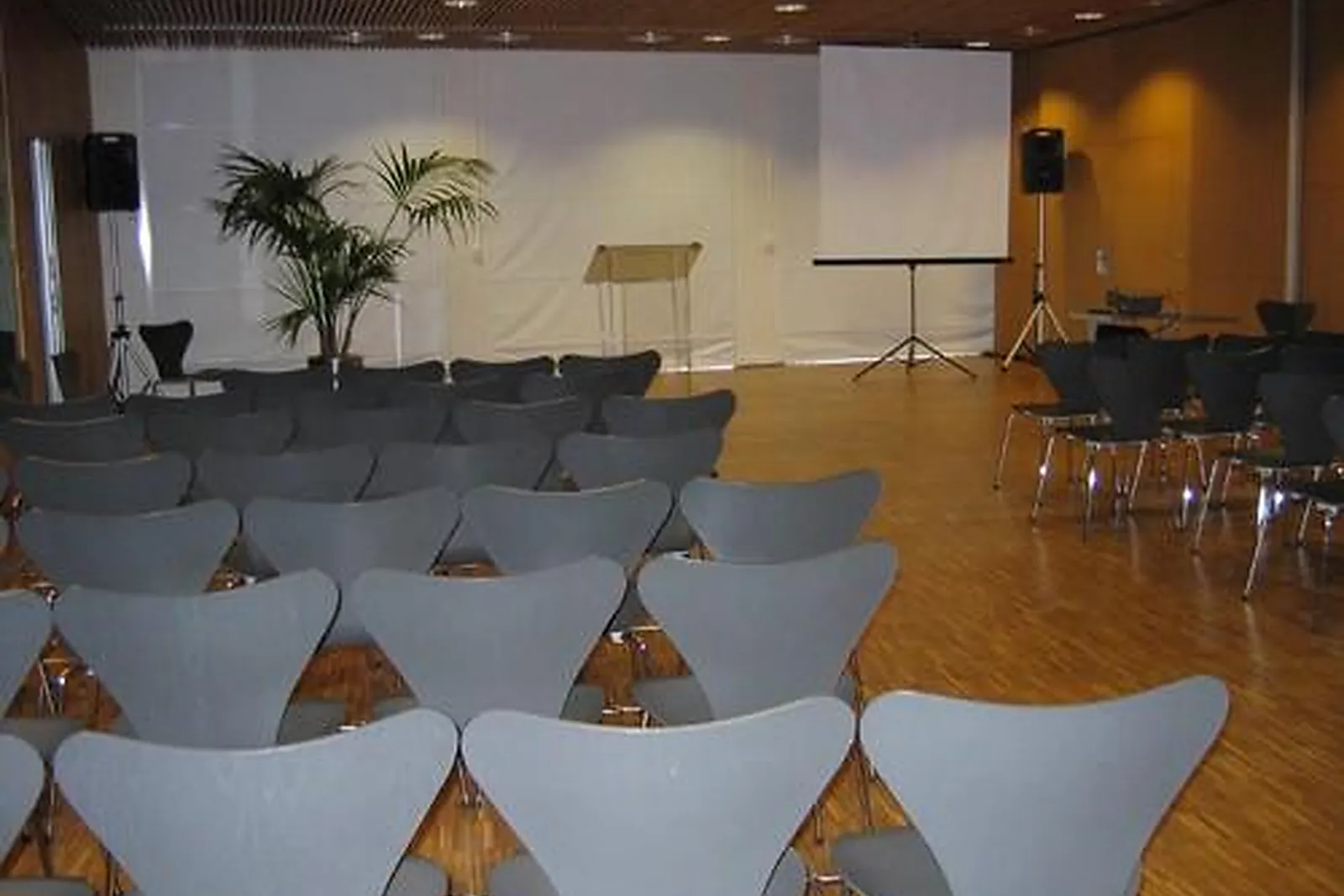 Lieux événementiels, CENTRE DE CONFERENCES D'ORLEANS