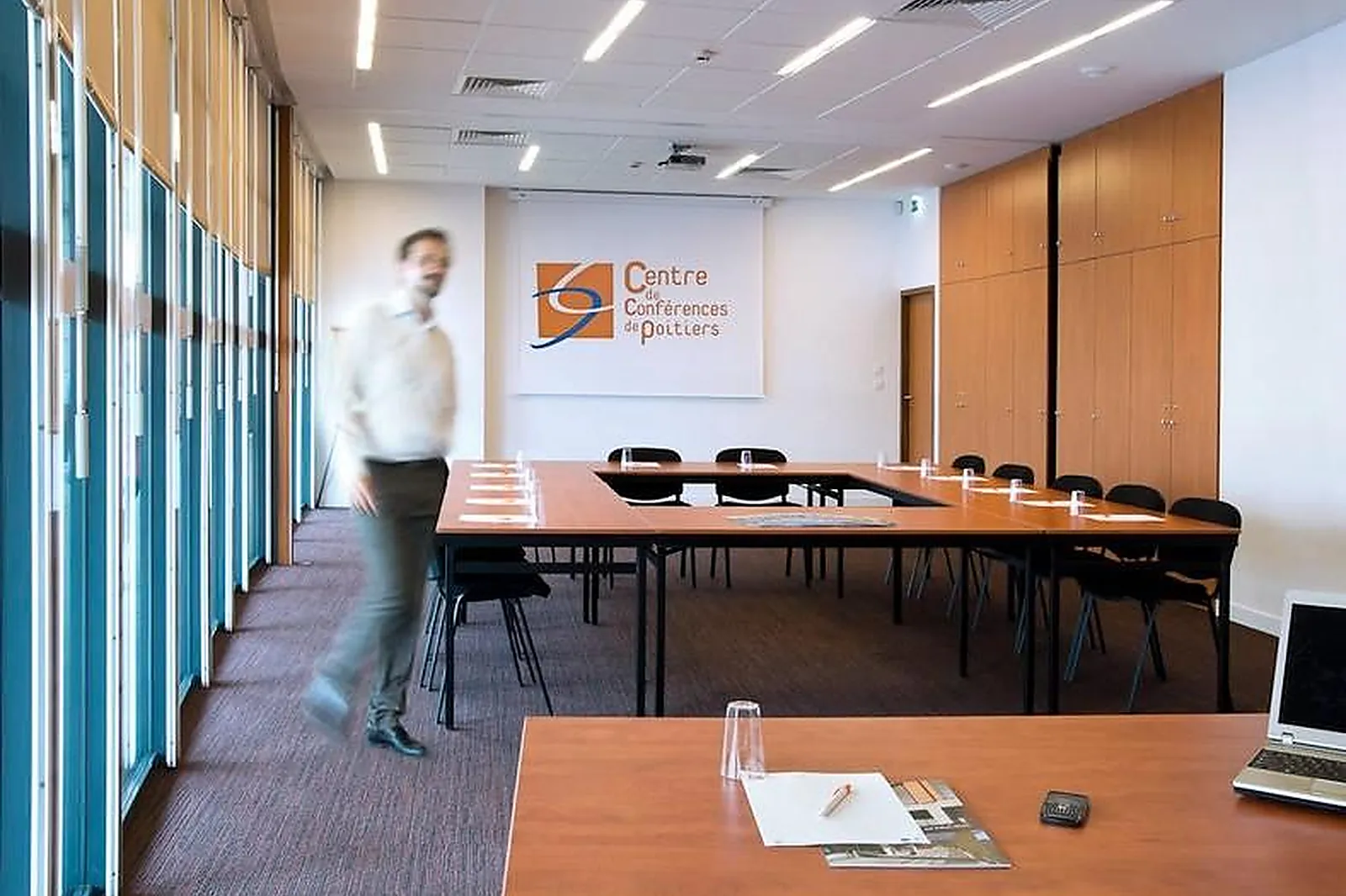 Lieux événementiels, CENTRE DE CONFÉRENCES DE POITIERS