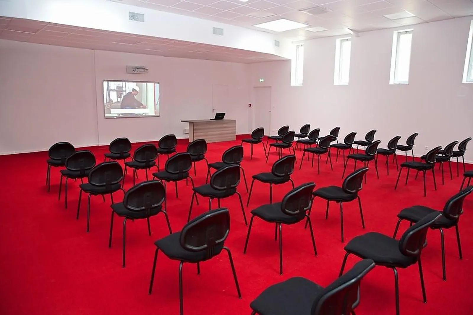 Lieux événementiels, CENTRE DE CONGRÈS LE DÔME