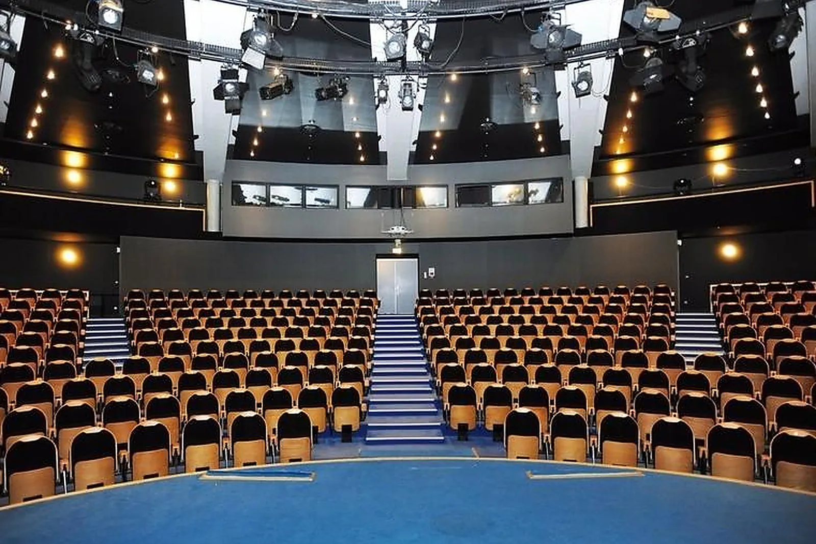 Lieux événementiels, CENTRE DE CONGRÈS DE BURGHOF