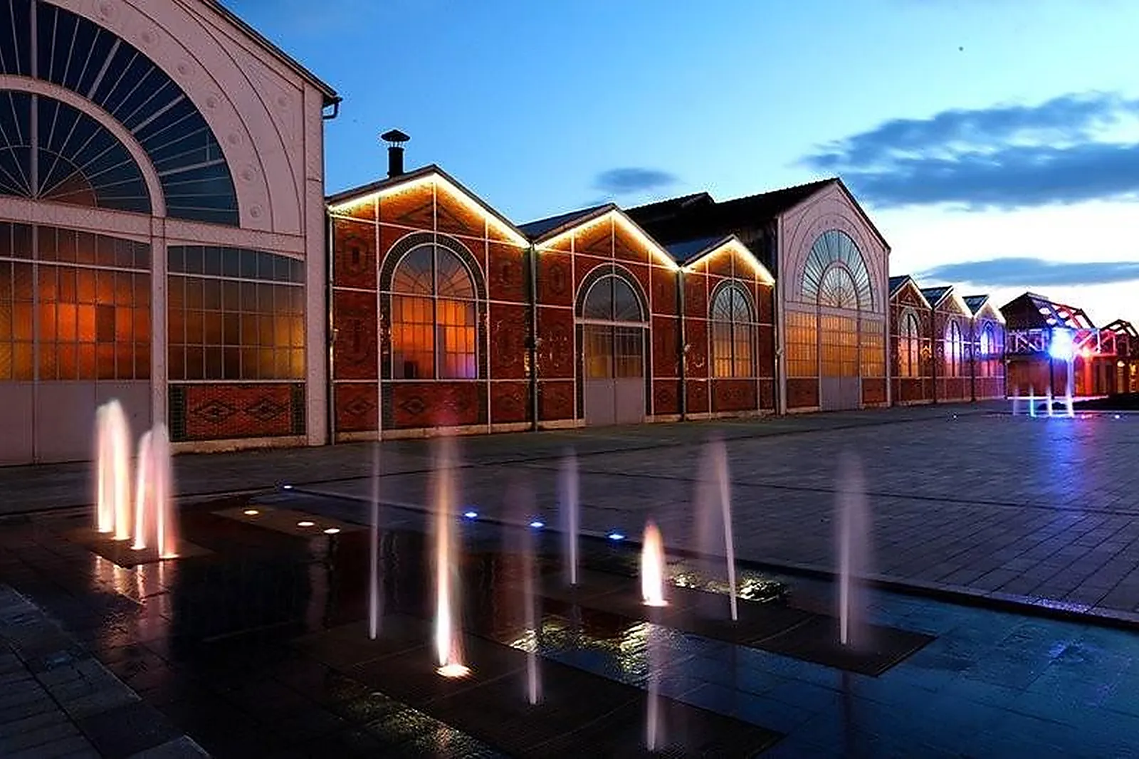 Lieux événementiels, CENTRE DE CONGRÈS DE VIERZON
