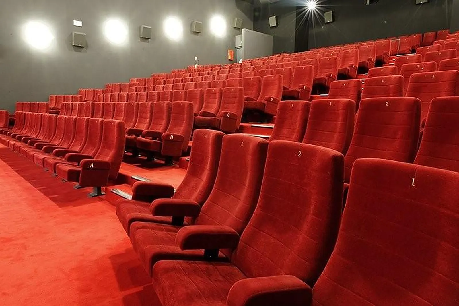 Lieux événementiels, CENTRE DE CONGRÈS DE VIERZON