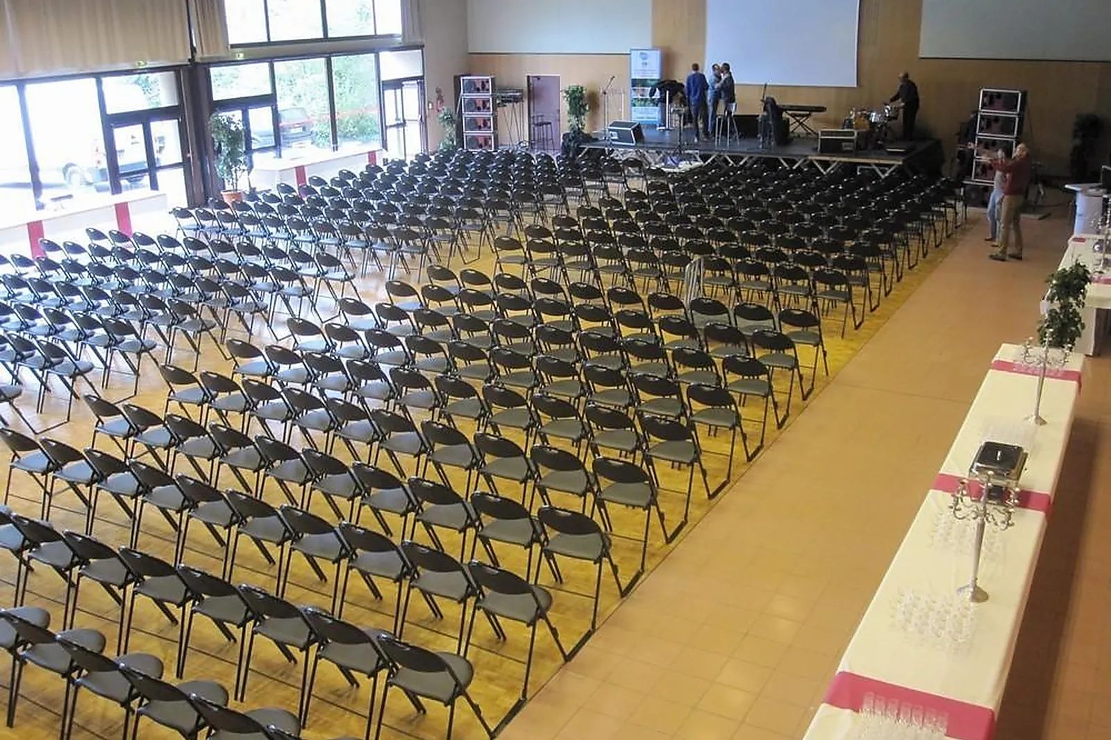 Lieux événementiels, CENTRE DE CONGRÈS LA FLEURIAYE