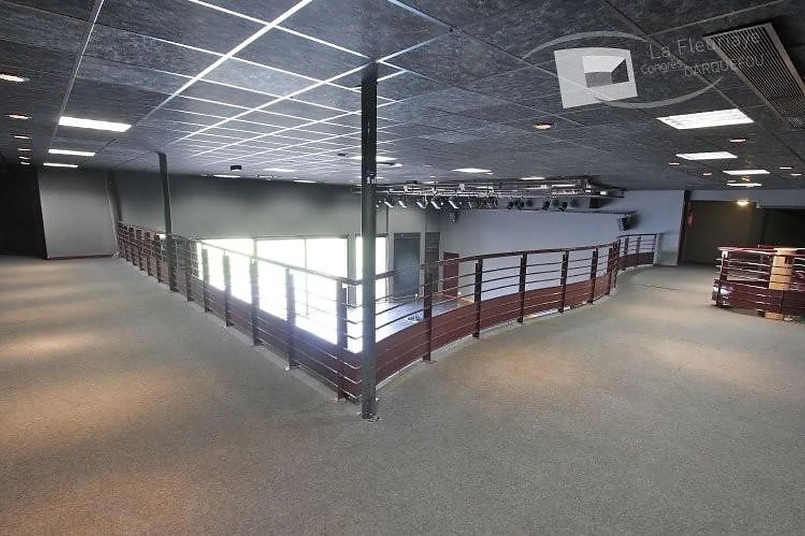 Lieux événementiels, CENTRE DE CONGRÈS LA FLEURIAYE