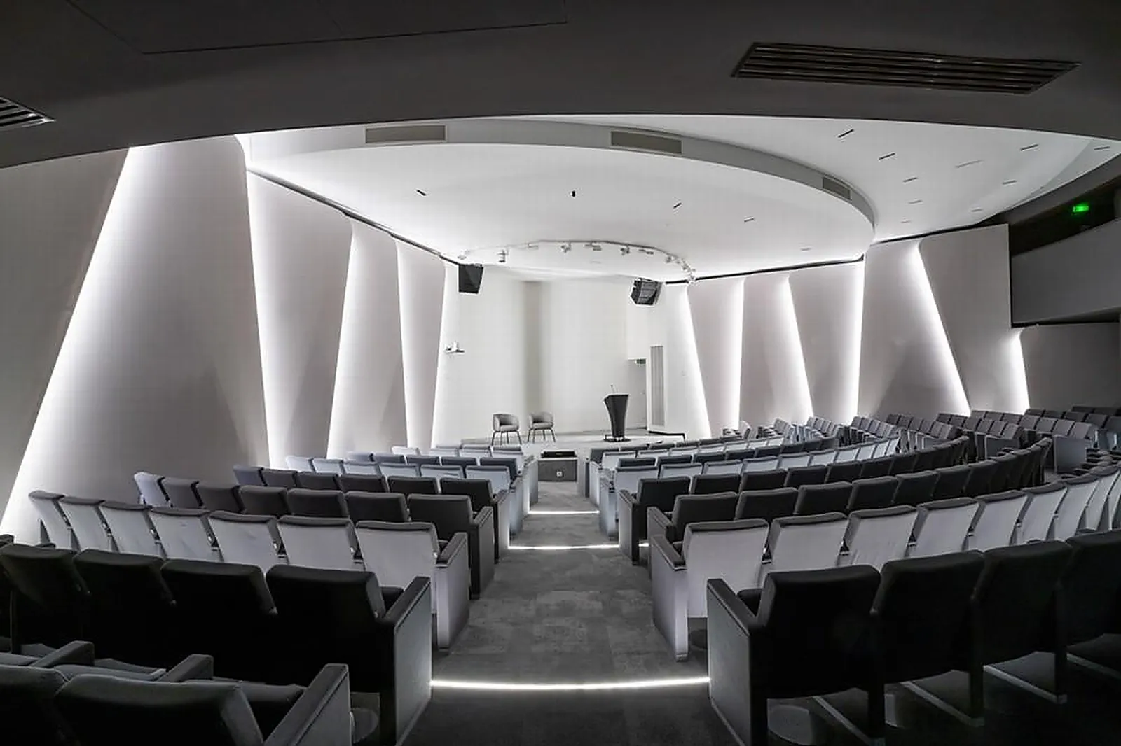 Lieux événementiels, CENTRE DE CONFÉRENCES VERSO BY VICTOIRE