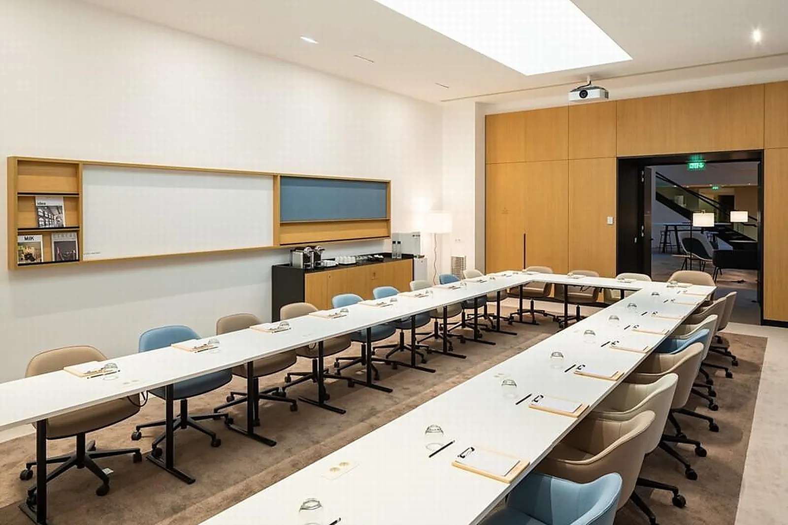 Lieux événementiels, CENTRE DE CONFÉRENCES VERSO BY VICTOIRE