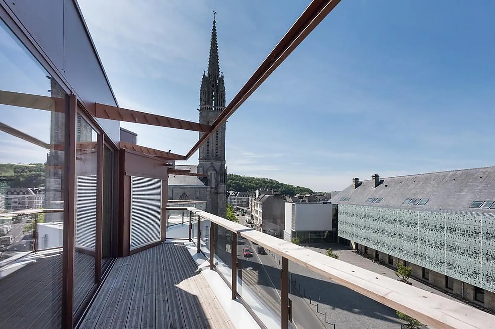 Lieux événementiels, CENTRE DES CONGRÈS DU CHAPEAU ROUGE