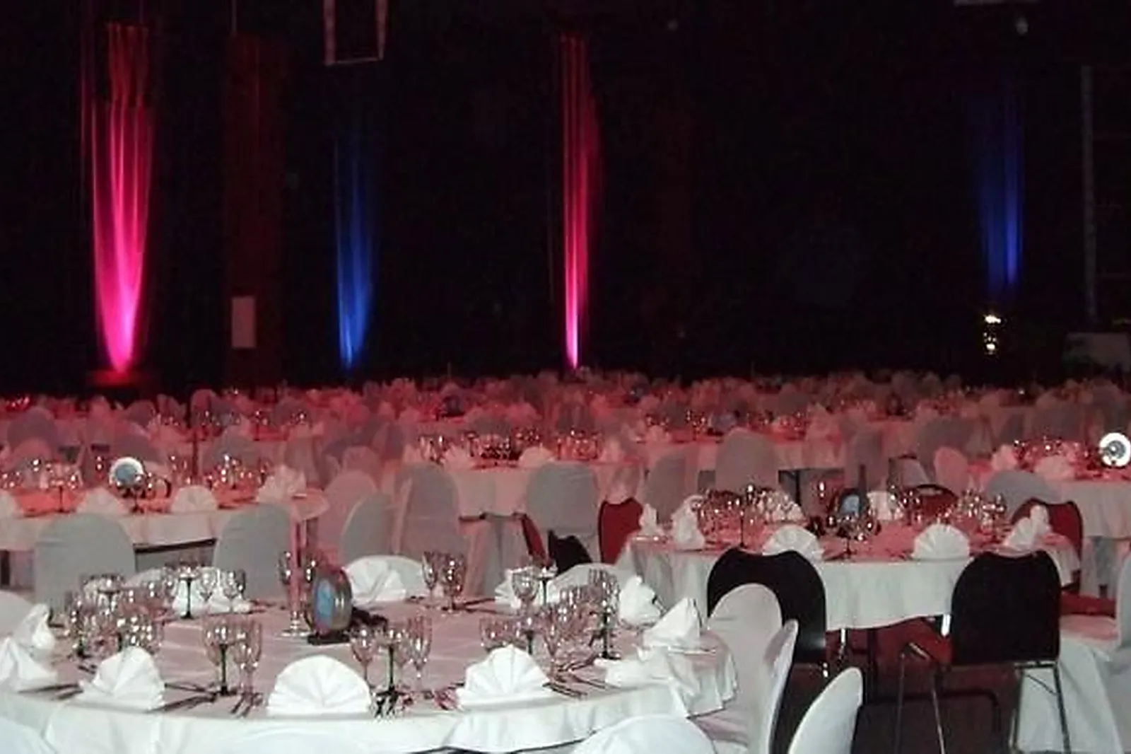 Lieux événementiels, CENTRE DES CONGRÈS - ESPACE L.A.C.