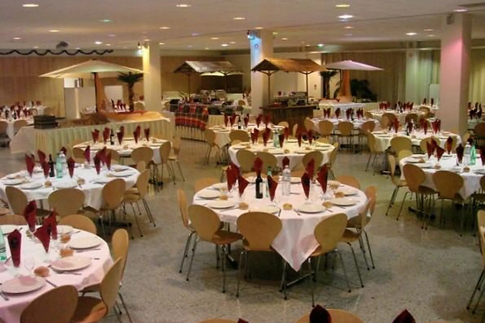 Lieux événementiels, CENTRE DES CONGRÈS DE DINAN