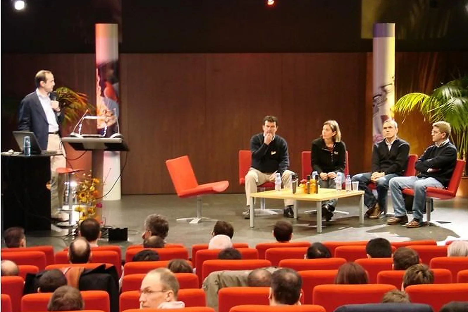 Lieux événementiels, CENTRE DES CONGRÈS DE DINAN