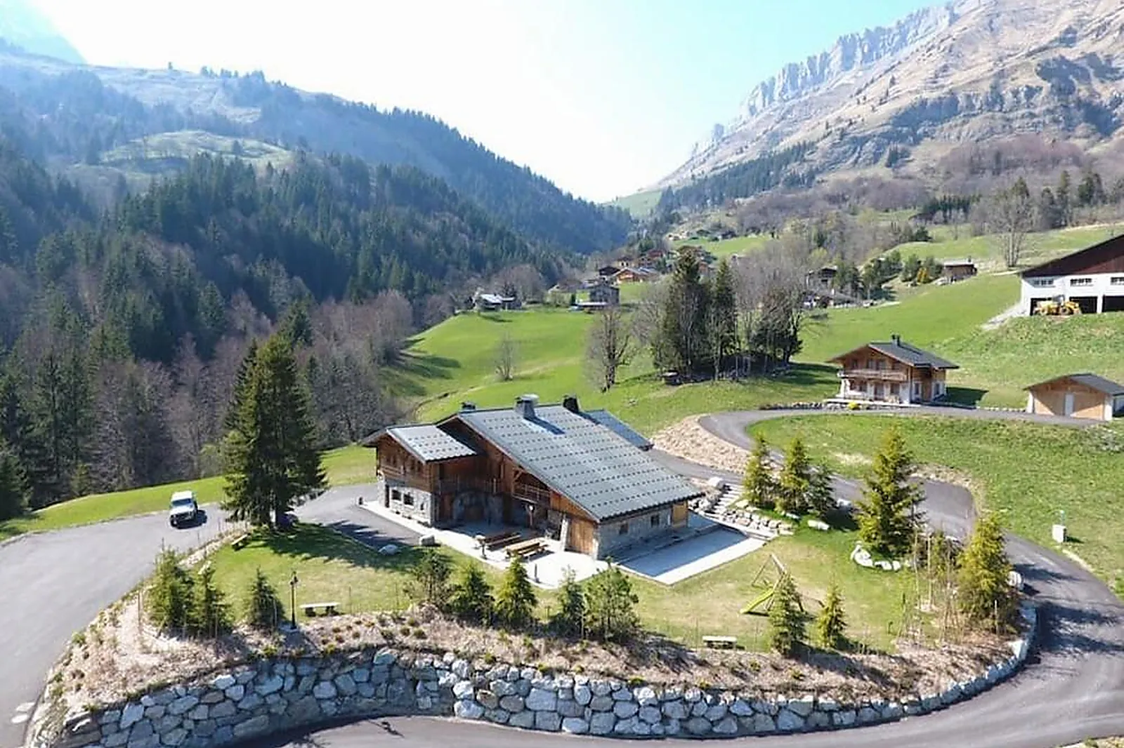 Lieux événementiels, CHALET DE LL&RSQUO;ARMANAZ