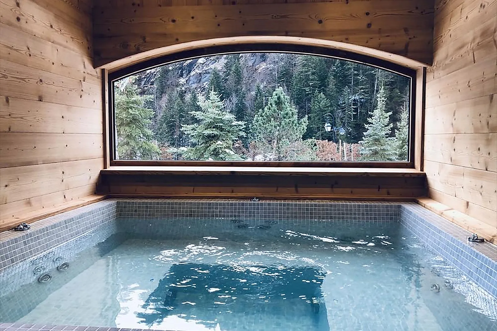 Lieux événementiels, CHALET DE LL&RSQUO;ARMANAZ