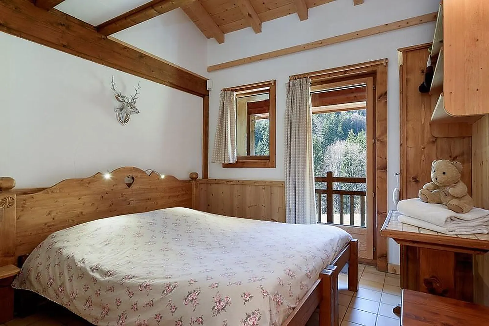 Lieux événementiels, CHALET DE LL&RSQUO;ARMANAZ