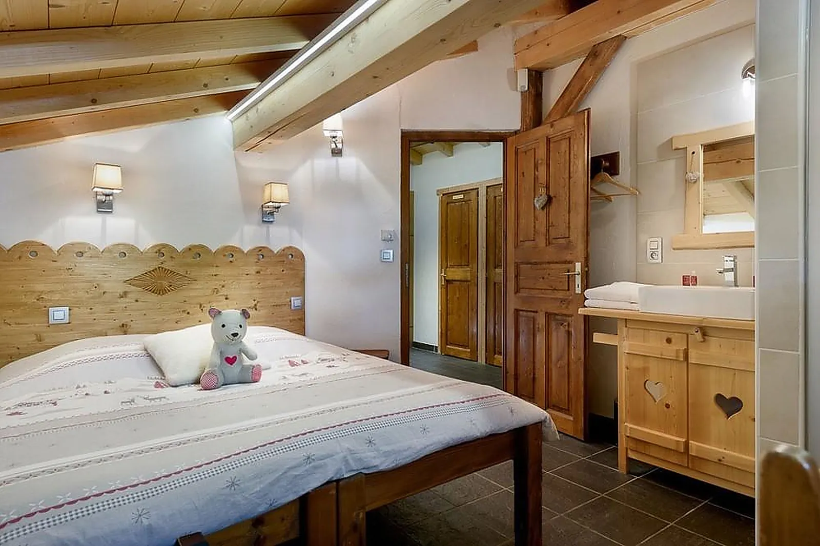 Lieux événementiels, CHALET DE LL&RSQUO;ARMANAZ