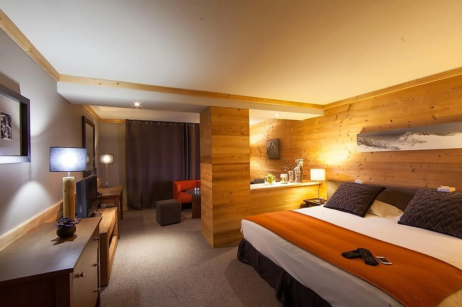 Lieux événementiels, CHALET HÔTEL KAYA LES MENUIRES