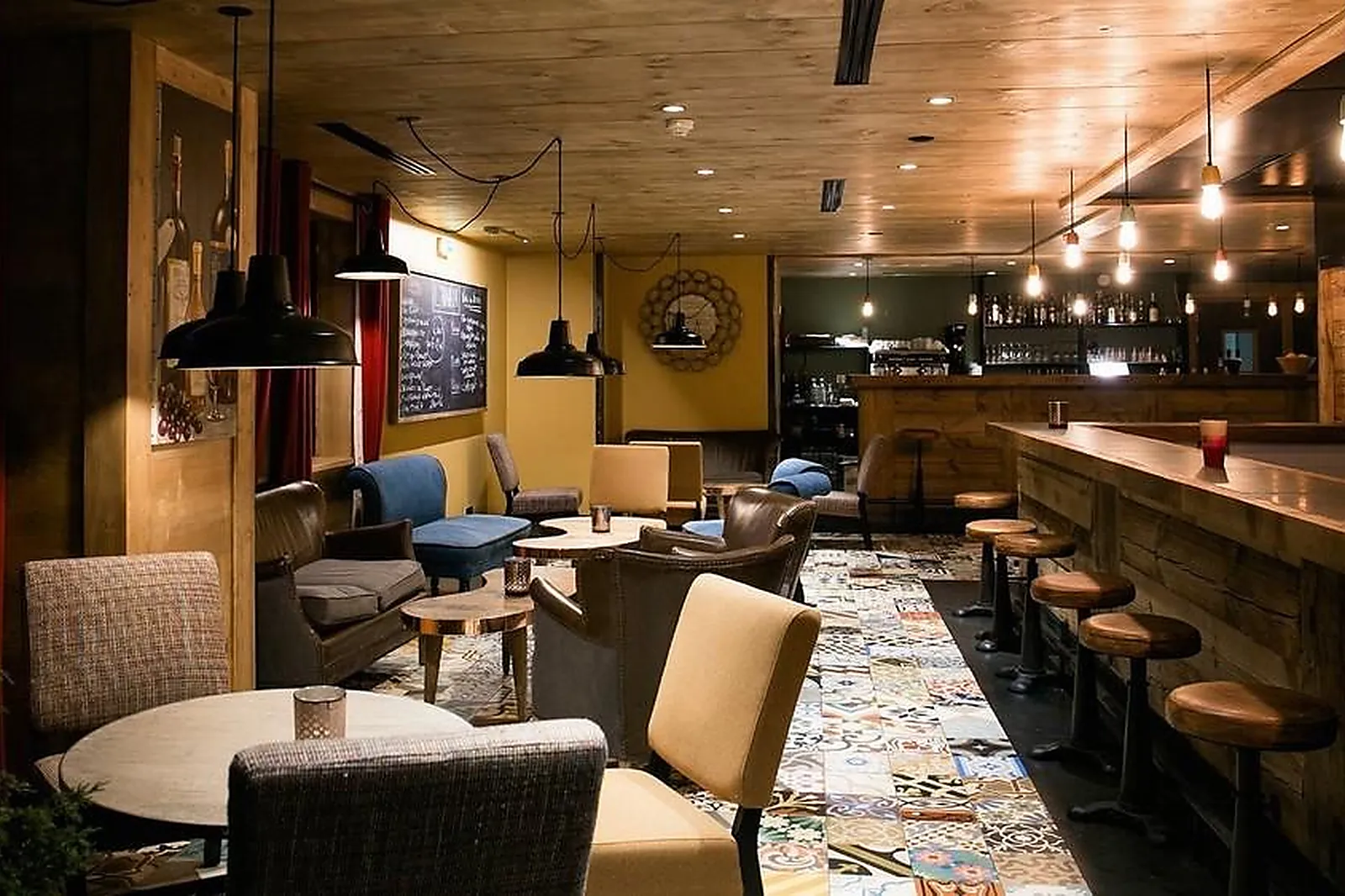 Lieux événementiels, CHALET HÔTEL LA MARMOTTE