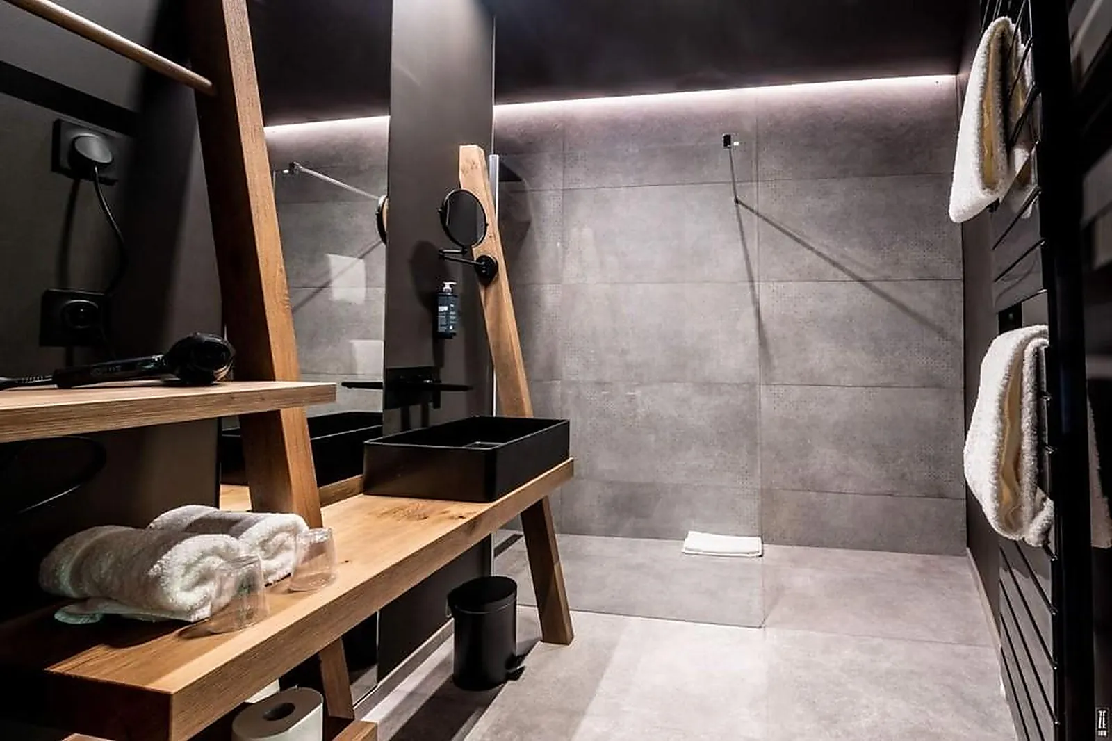 Lieux événementiels, CHALET HÔTEL LE COLLET