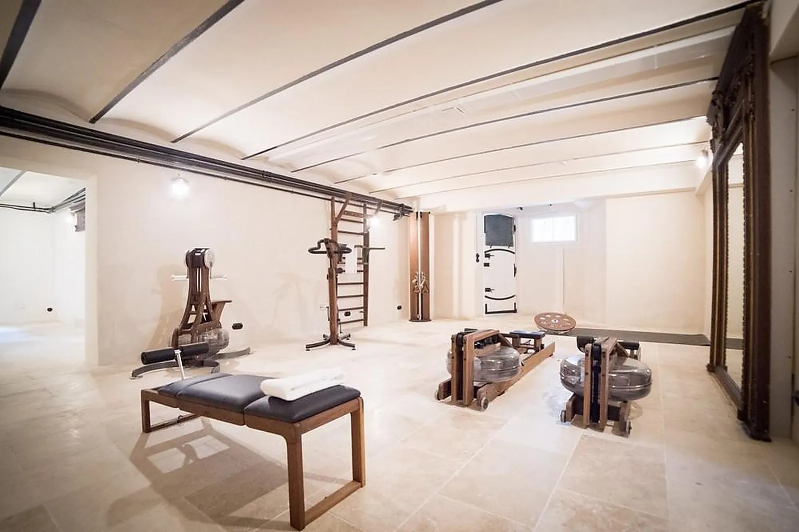 Lieux événementiels, CHALET IMPERIAL