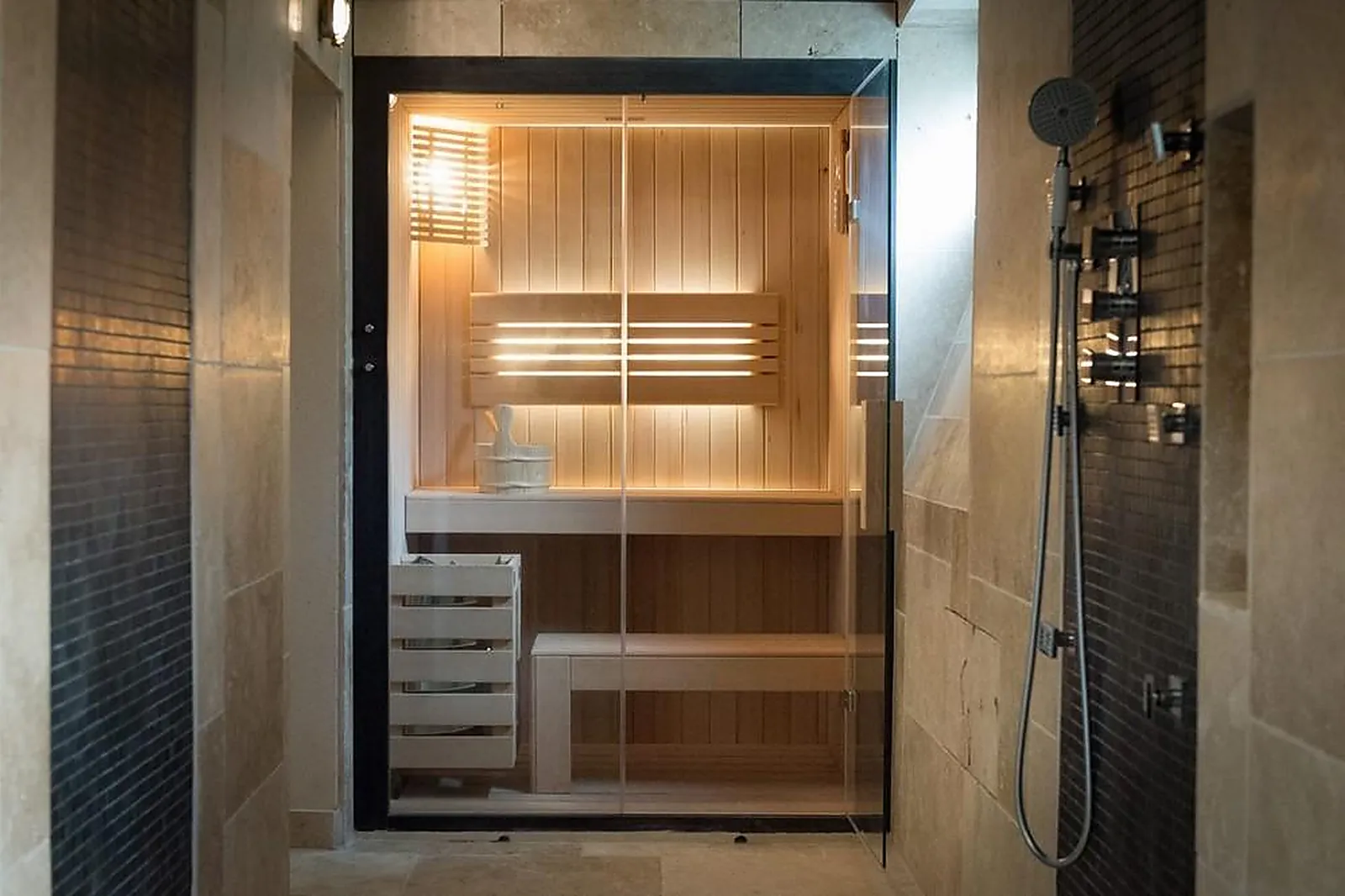 Lieux événementiels, CHALET IMPERIAL