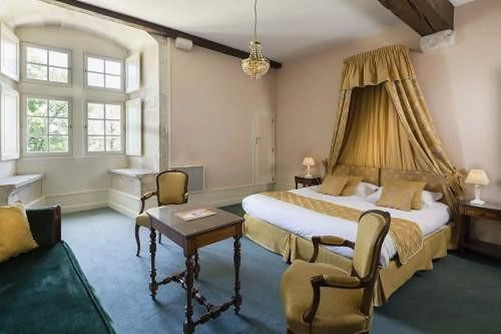 Lieux événementiels, CHÂTEAU BELLECROIX