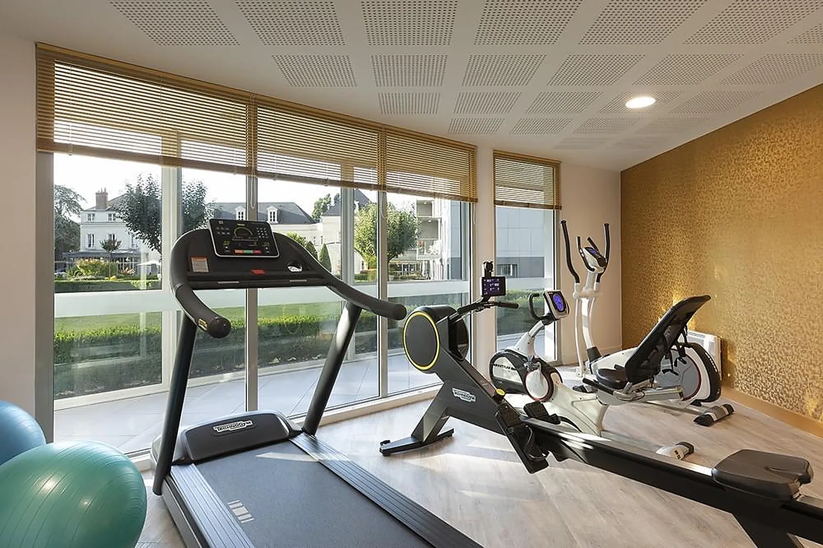 Lieux événementiels, CHÂTEAU BELMONT TOURS THE CREST COLLECTION