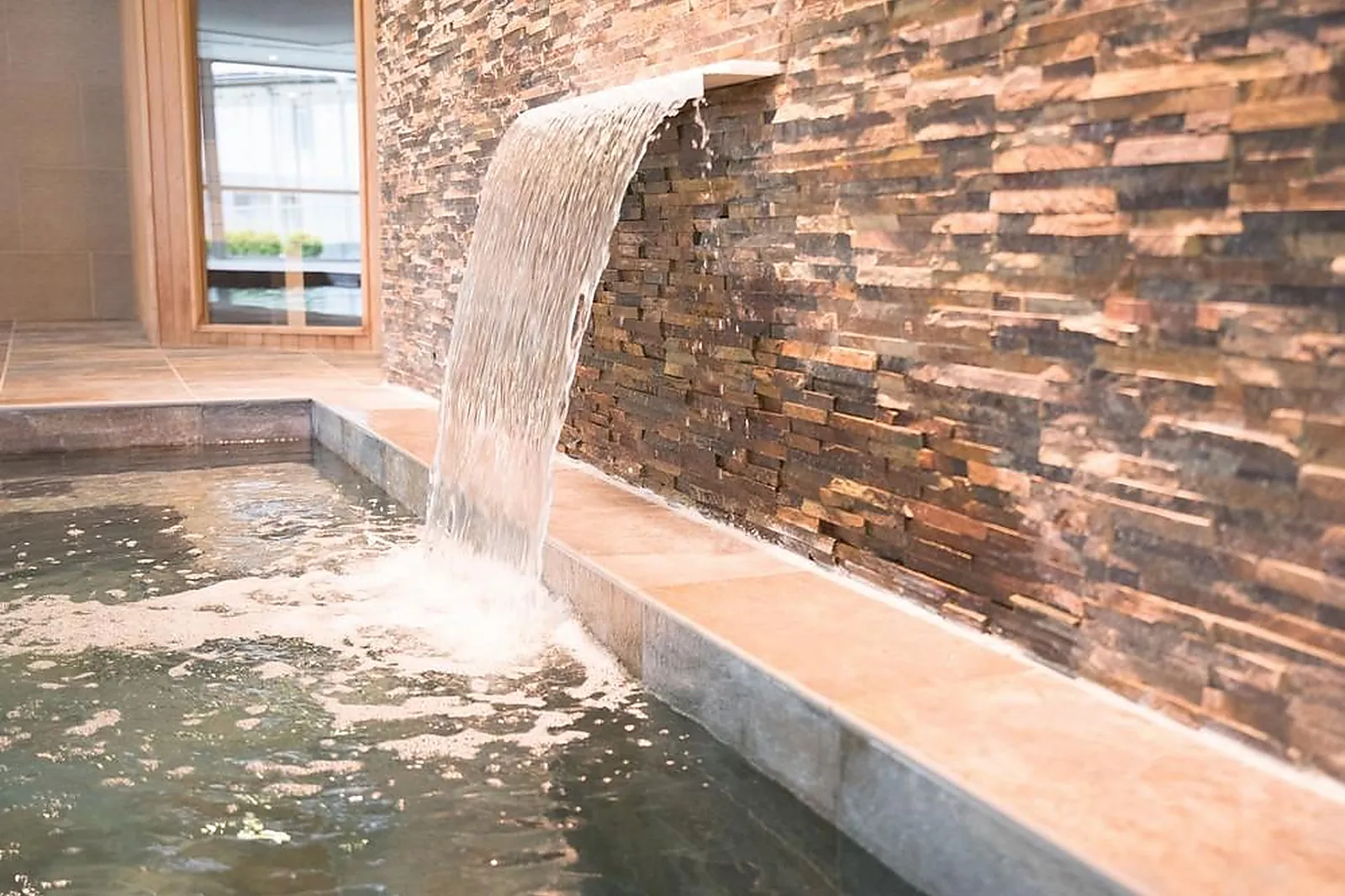 Lieux événementiels, CHÂTEAU BELMONT TOURS THE CREST COLLECTION