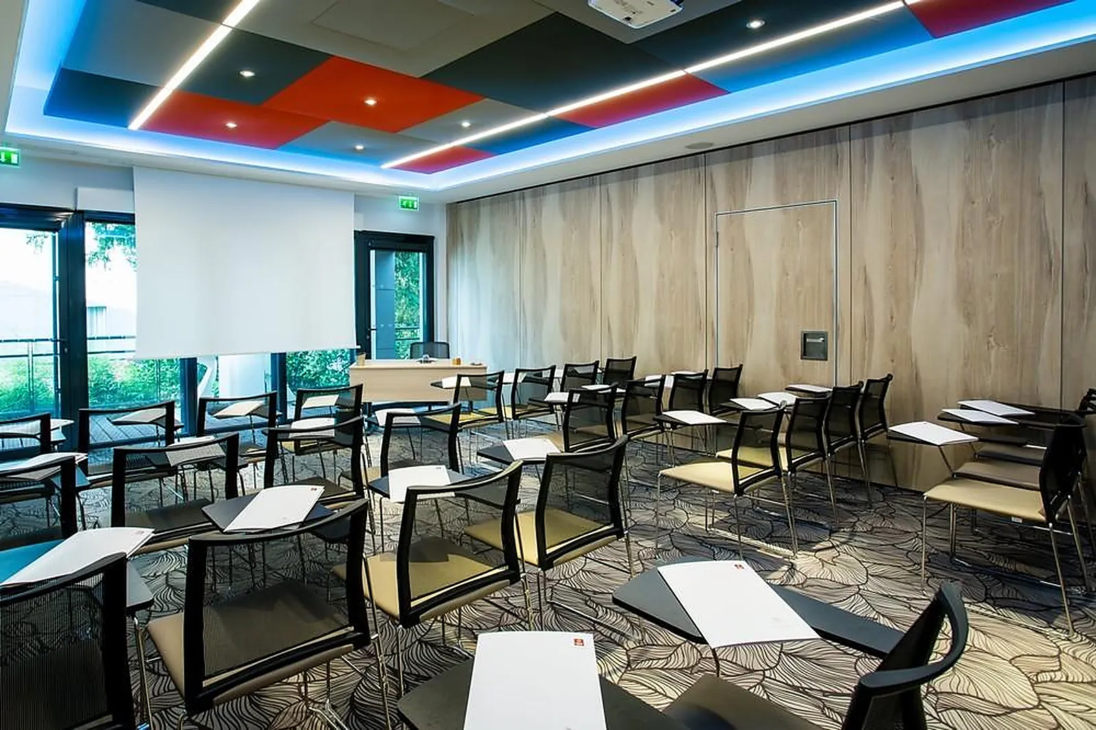 Lieux événementiels, CHÂTEAU BELMONT TOURS THE CREST COLLECTION