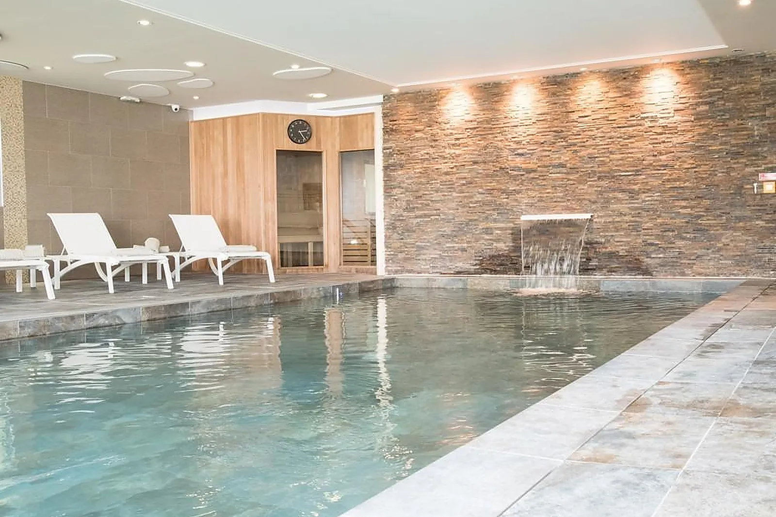 Lieux événementiels, CHÂTEAU BELMONT TOURS THE CREST COLLECTION