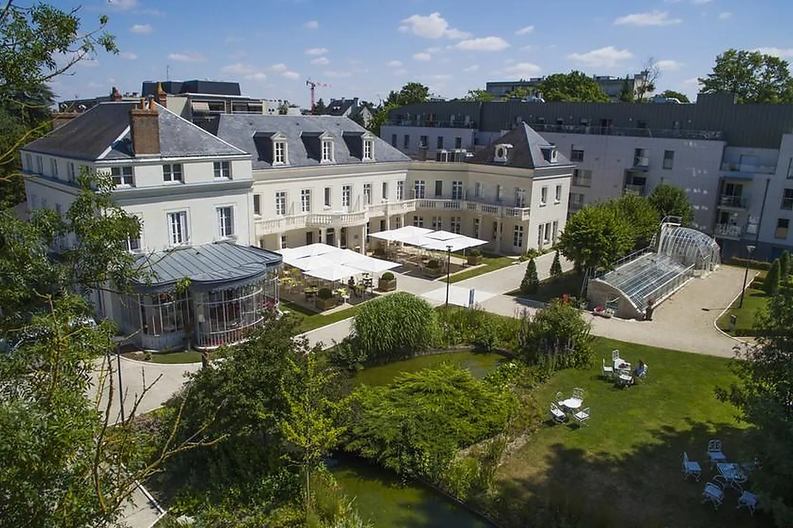 Lieux événementiels, CHÂTEAU BELMONT TOURS THE CREST COLLECTION