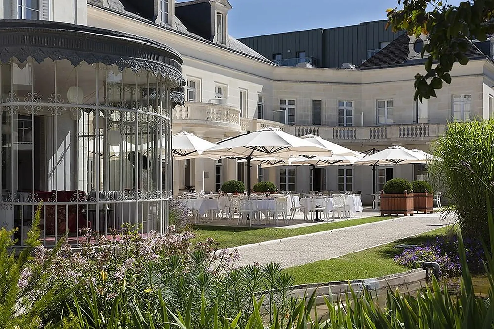 Lieux événementiels, CHÂTEAU BELMONT TOURS THE CREST COLLECTION